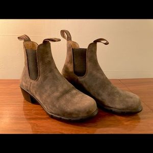 Blundstone 1677 Women’s Chelsea Boot - Size US 8 / EU 38